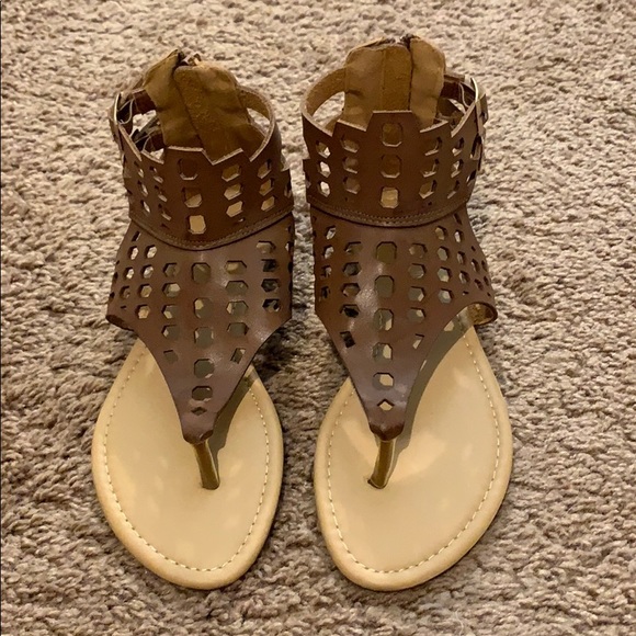 Sandals - Picture 3 of 5